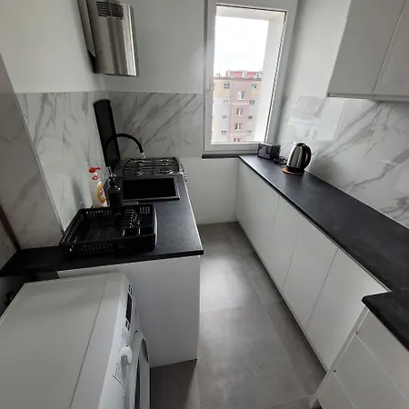 Walecznych 10, Brzezno Lejlighed Gdańsk