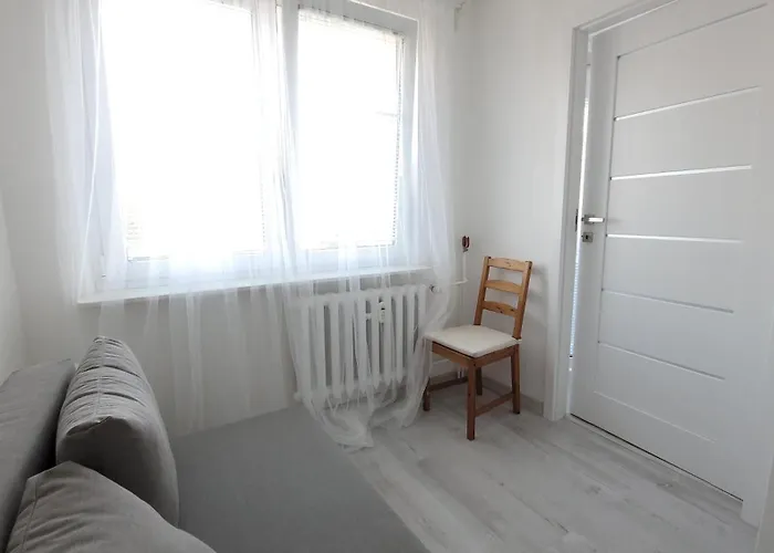 Walecznych 10, Brzezno