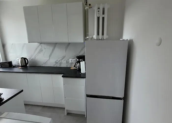 Walecznych 10, Brzezno * 格但斯克