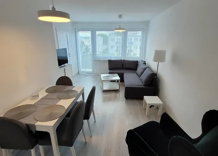 Walecznych 10, Brzezno * Gdańsk